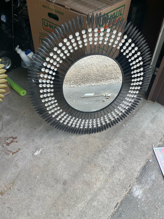 Jeweled Round Mirror - photo 2