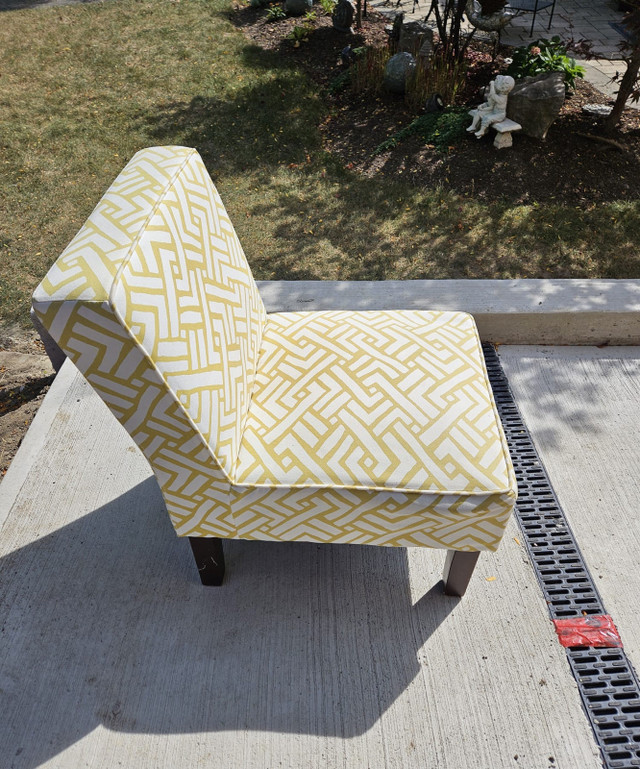 Accent Chair - photo 2