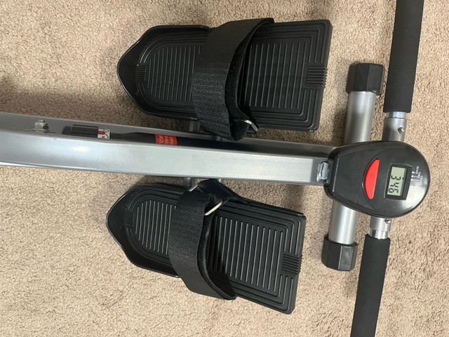 Rowing Machine - photo 3