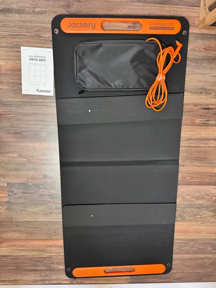 Jackery SolarSaga 100W Portable Solar Panel image indicator(7)