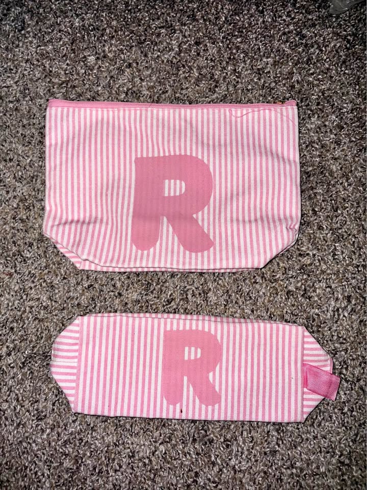Brand new 2 pieces makeup bag