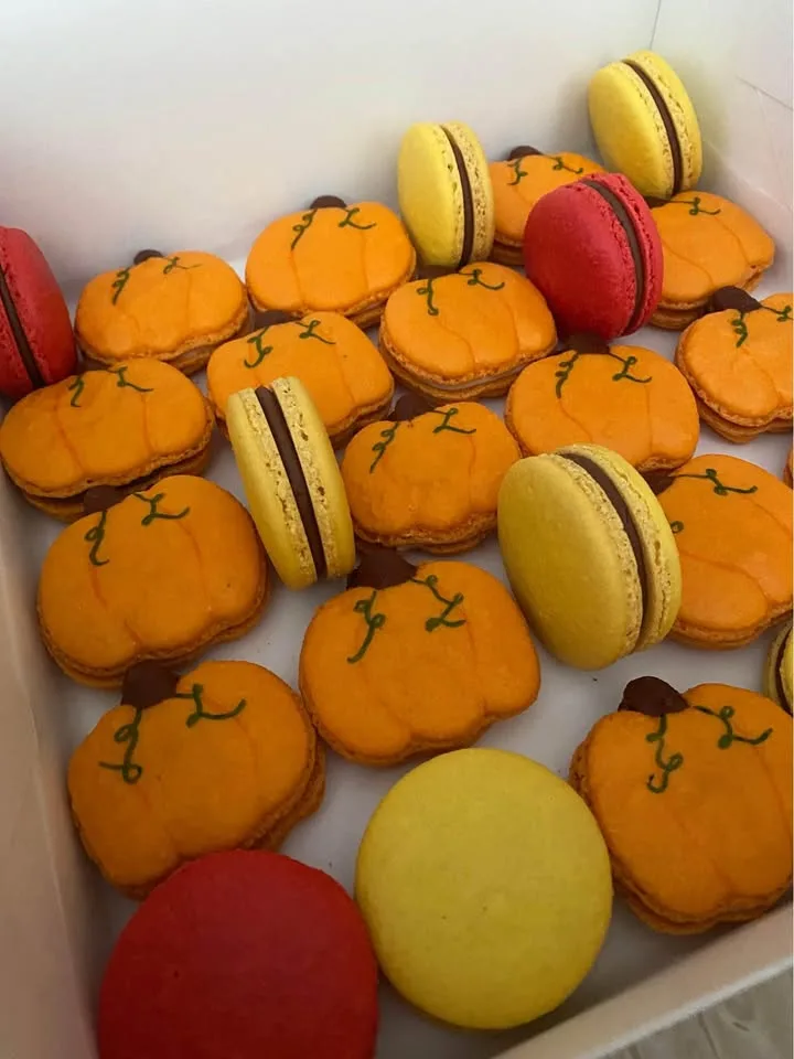 Superhero Macarons image indicator(6)