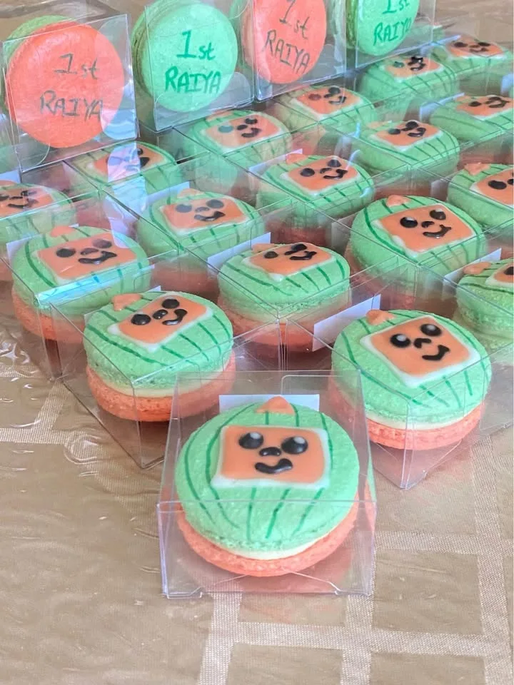 Superhero Macarons image indicator(7)