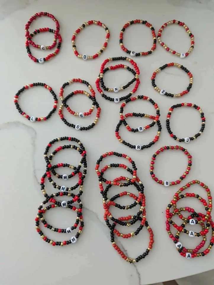 Customized Friendship bracelets image indicator(3)