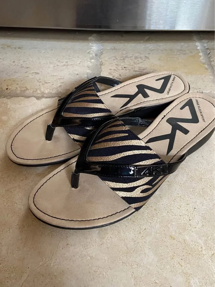 Women’s Anne Klein Zebra Print Sandals, Size 8.5 image indicator(2)