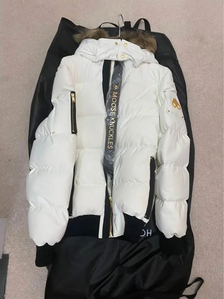 Moose Knuckles brand new Large men’s image indicator(4)