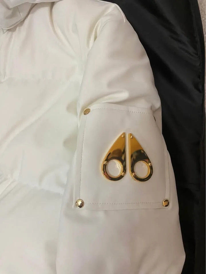 Moose Knuckles brand new Large men’s image indicator(6)