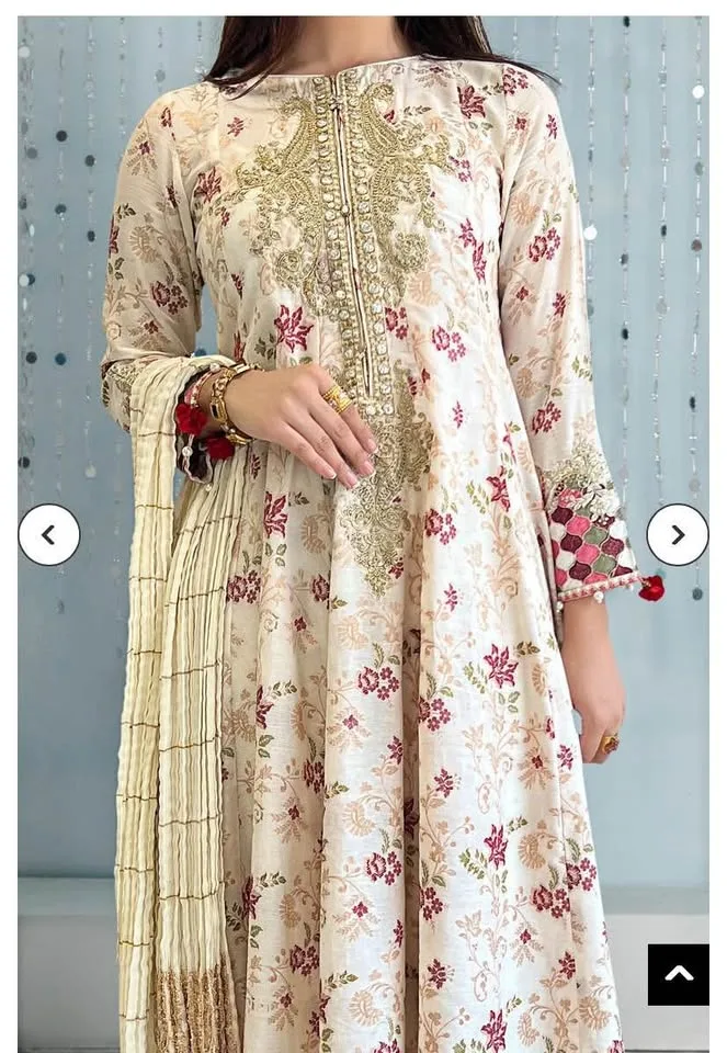 Maria B size Large image indicator(2)