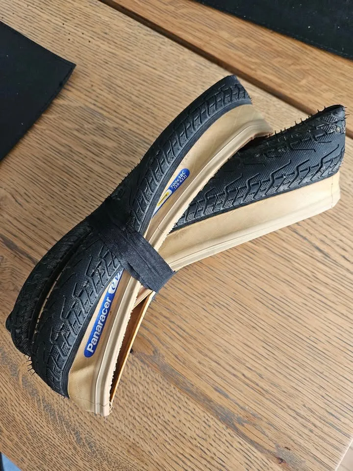 Two Panaracer 700 x 38C Tires - Pasela & GravelKing image indicator(4)