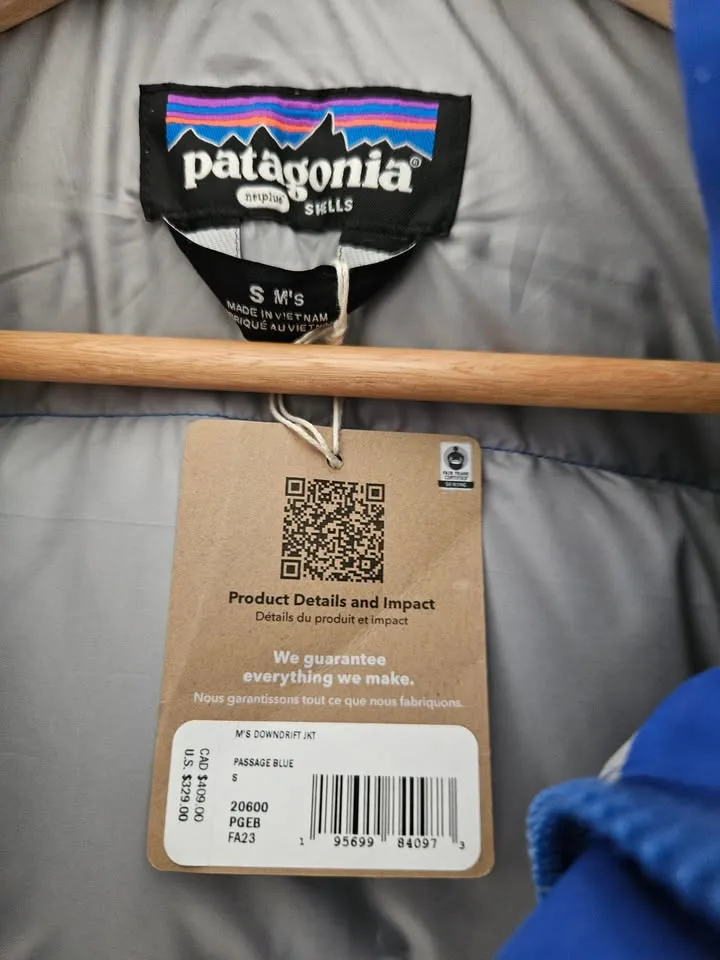 New ✨ - Patagonia Downdrift Jacket - Men's Small (38" Chest) image indicator(2)
