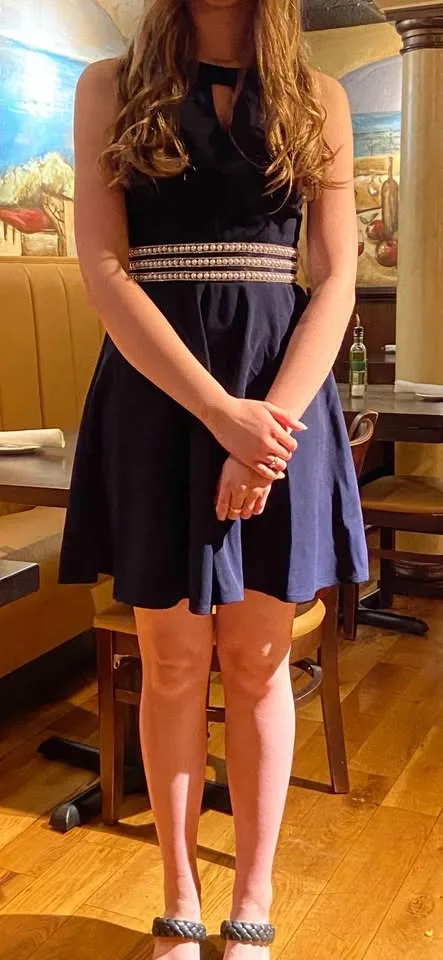 Junior girl’s navy dress, size Small (1,3,5) image indicator(2)