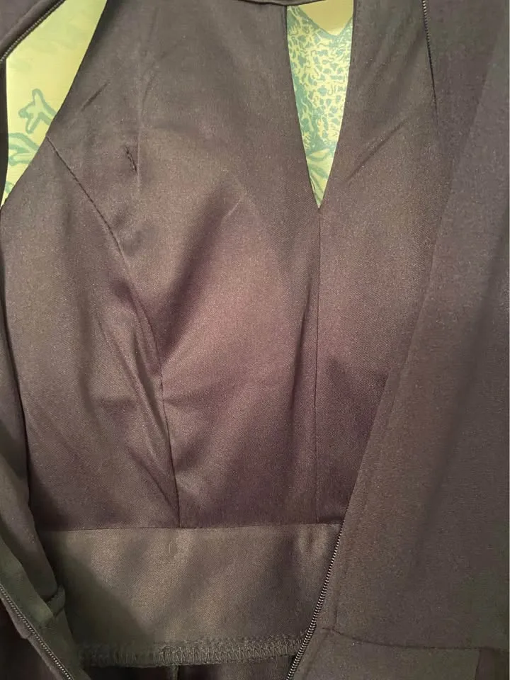 Junior girl’s navy dress, size Small (1,3,5) image indicator(6)