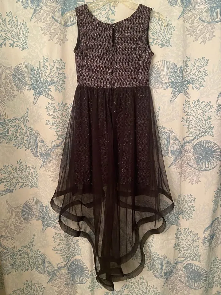 Girl’s fancy black sparkly dress, size 12. *Excellent Condition! image indicator(5)