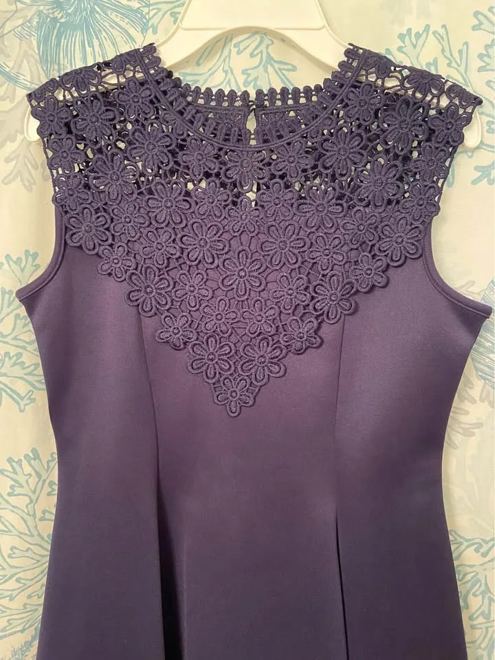 Girl’s navy blue dress, size14 image indicator(2)