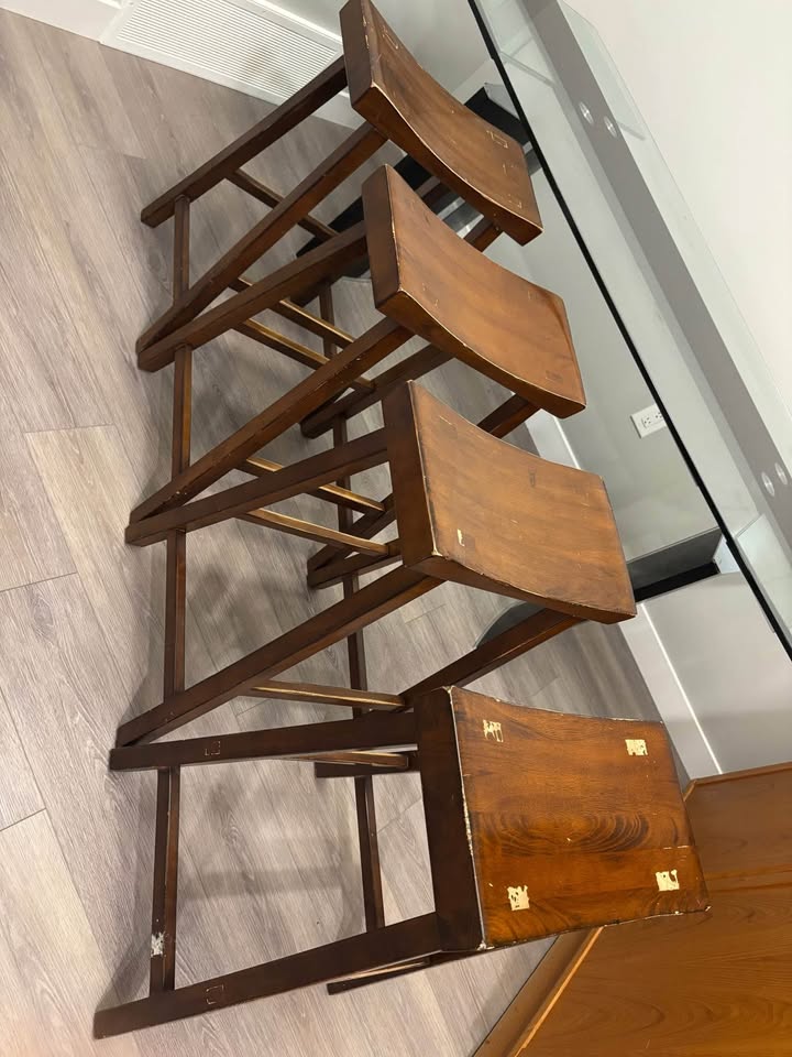 Vintage wood chairs - photo 2
