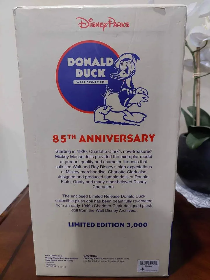 Disney Donald Duck Limited Edition Plush Toy image indicator(3)