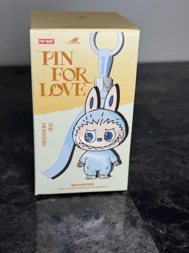 Pin For Love Labubu - E BNIB image indicator(2)