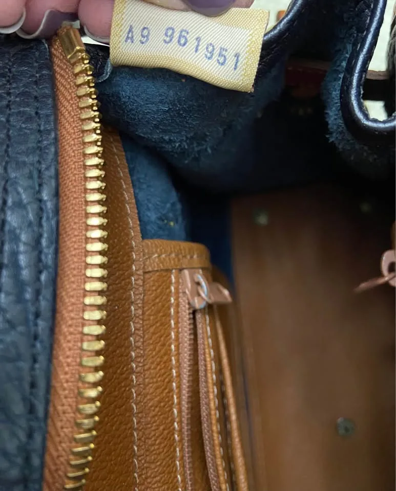 Vintage Dooney & Bourke Navy Blue/Tan Buckle Satchel image indicator(5)