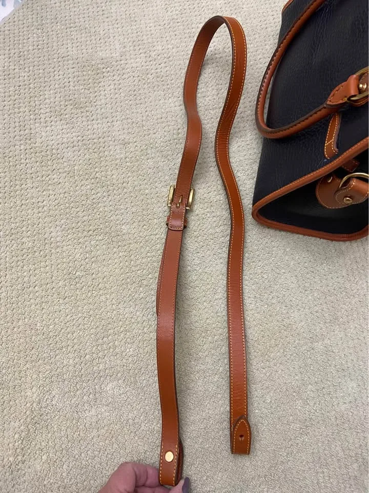 Vintage Dooney & Bourke Navy Blue/Tan Buckle Satchel image indicator(7)