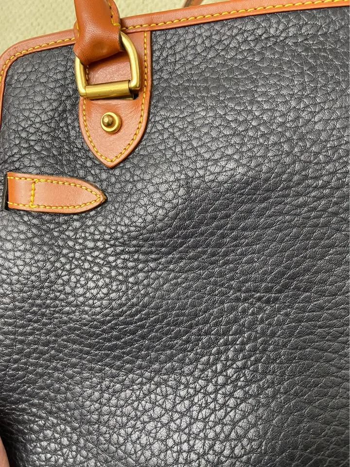 Vintage Dooney & Bourke Navy Blue/Tan Buckle Satchel image indicator(10)