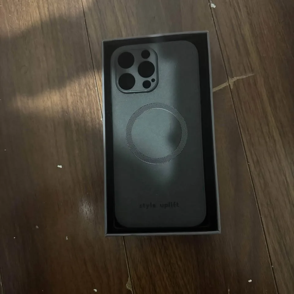 Iphone 16 pro max case image indicator(2)