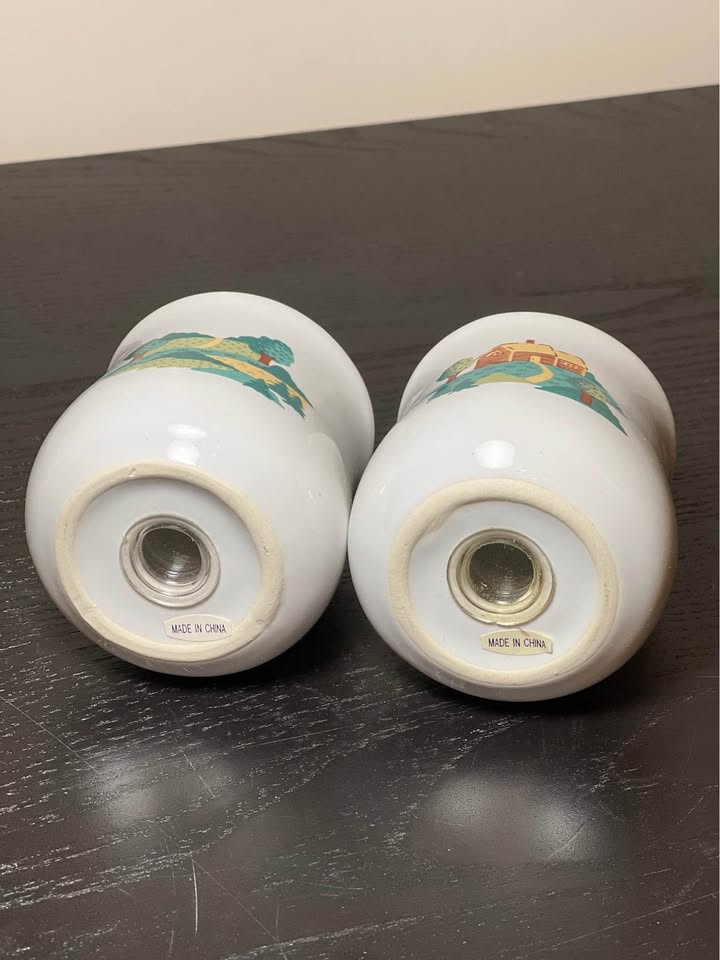 Corelle salt and pepper shakers in the "Landscape" pattern - photo 5