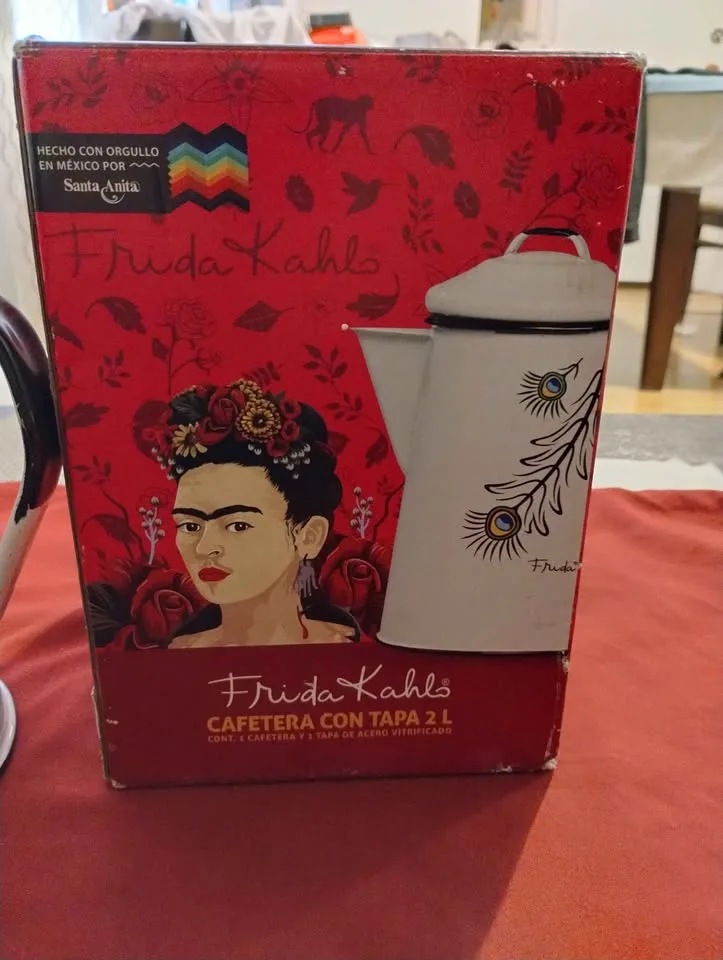 New Frida Kahlo cafetera ( Pot Kettle ) image indicator(6)