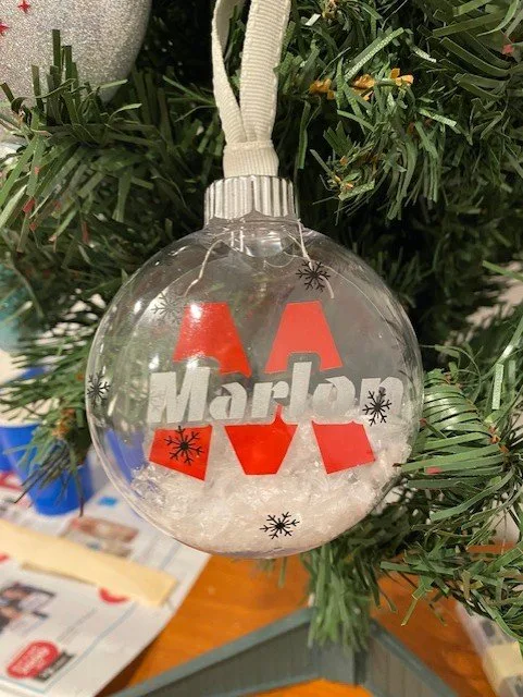 Customized Floating or Glitter Ornaments image indicator(4)