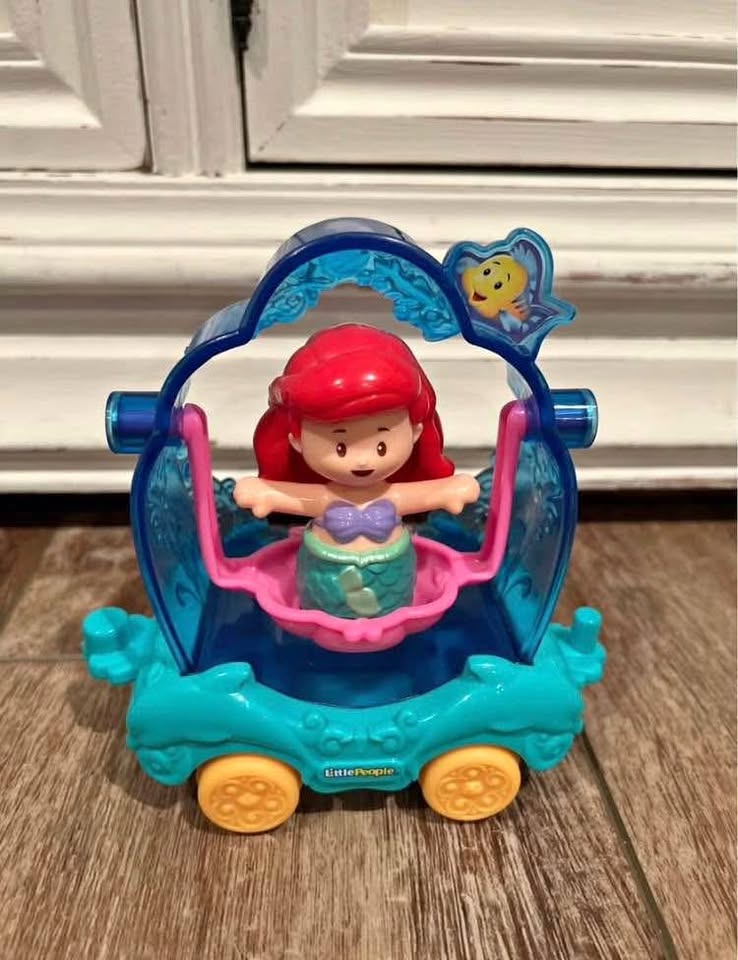 Fisher Price Little People Disney Ariel's Parade Float