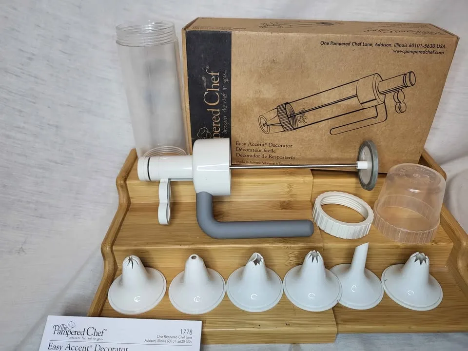 COMPLETE! Pampered Chef easy Accent Decorator image indicator(3)