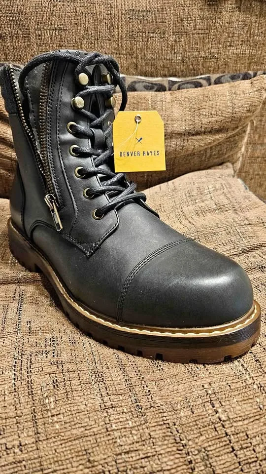 Denver Hayes boots Size 10