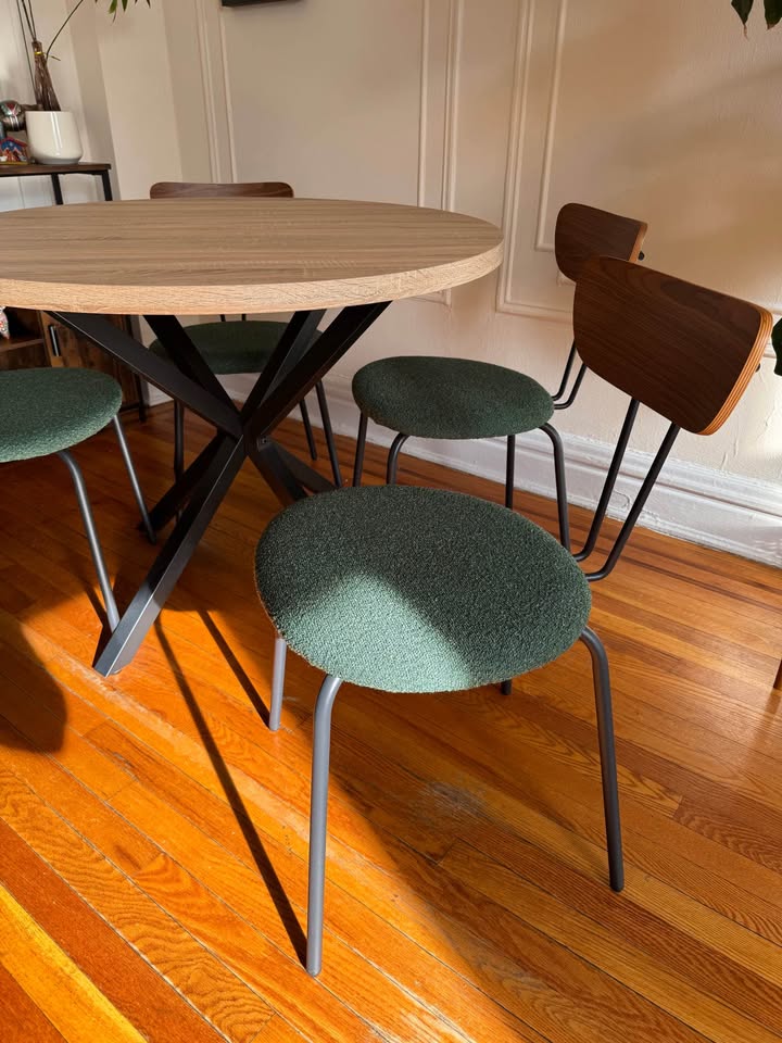 Round Dining Table Set for 4 - photo 2