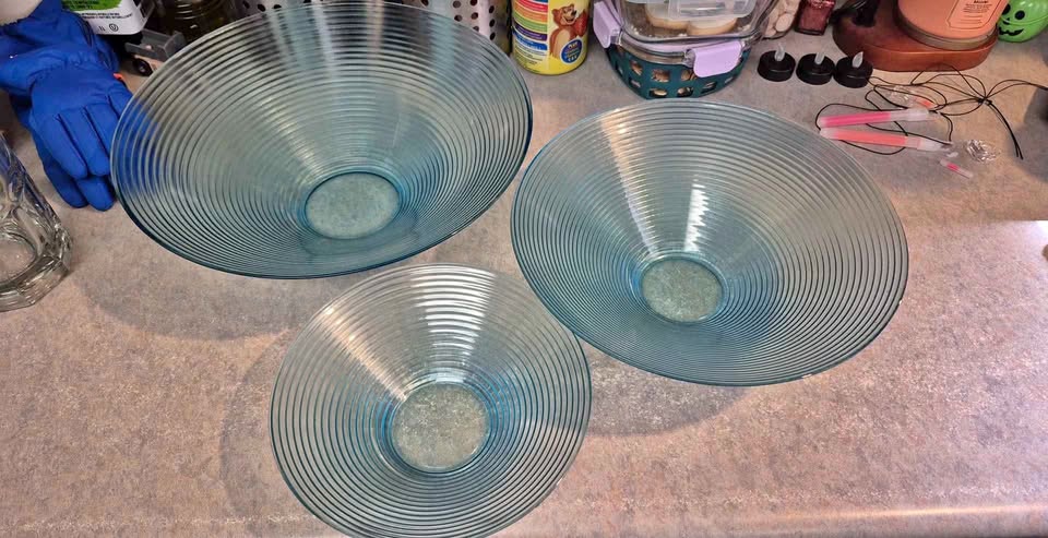 Set of 3, Glass Bowls