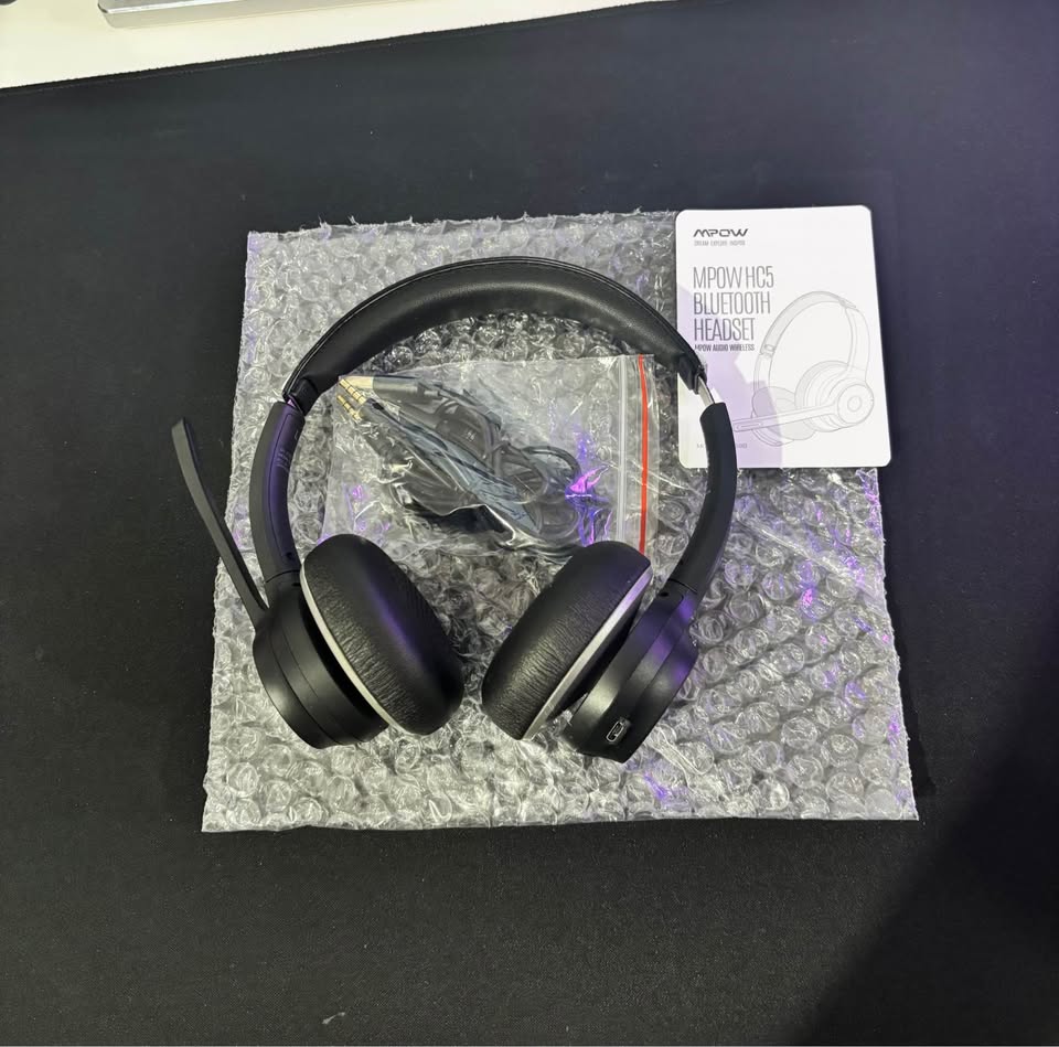 Bluetooth Headset with Microphone - photo 2