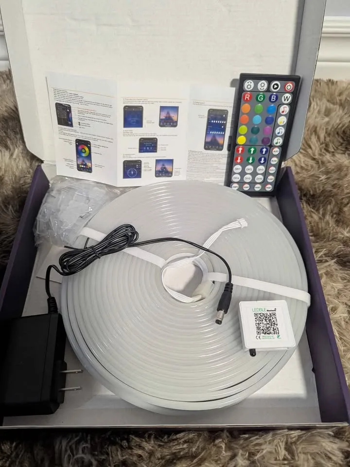 50Ft LED Neon Rope Lights – App & Remote Control Brand New – image indicator(3)