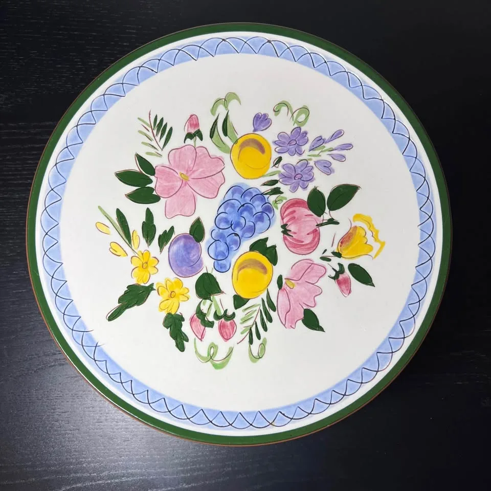 Stangl Pottery’s "Fruit & Flowers" Cake Stand image indicator(2)