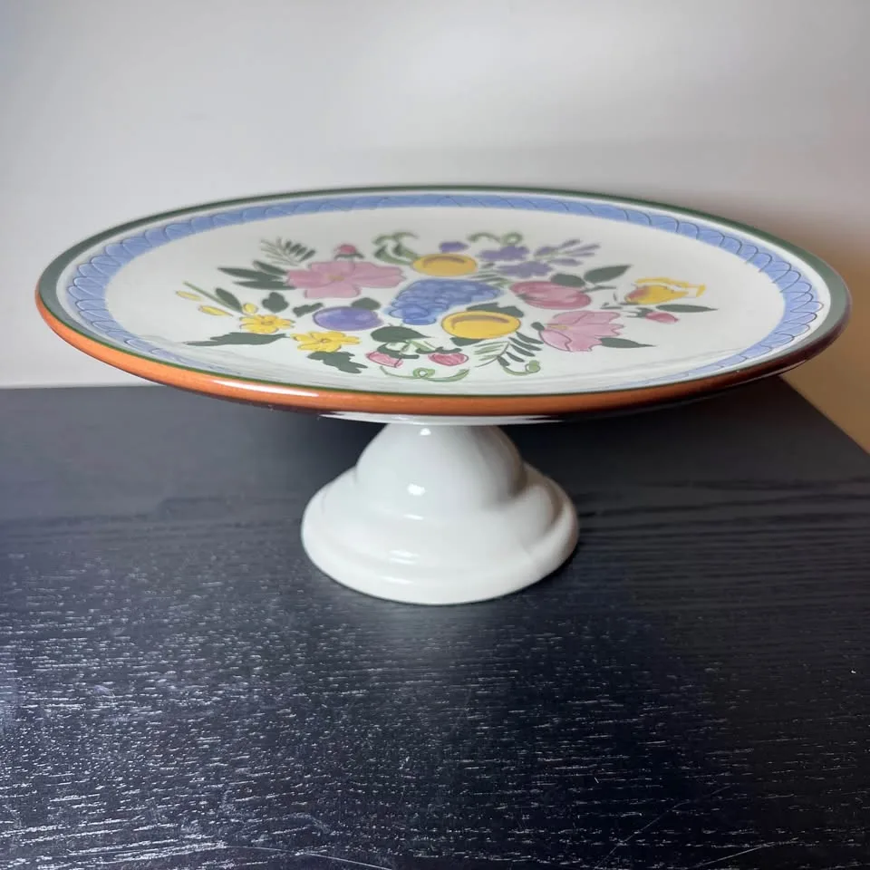Stangl Pottery’s "Fruit & Flowers" Cake Stand image indicator(3)