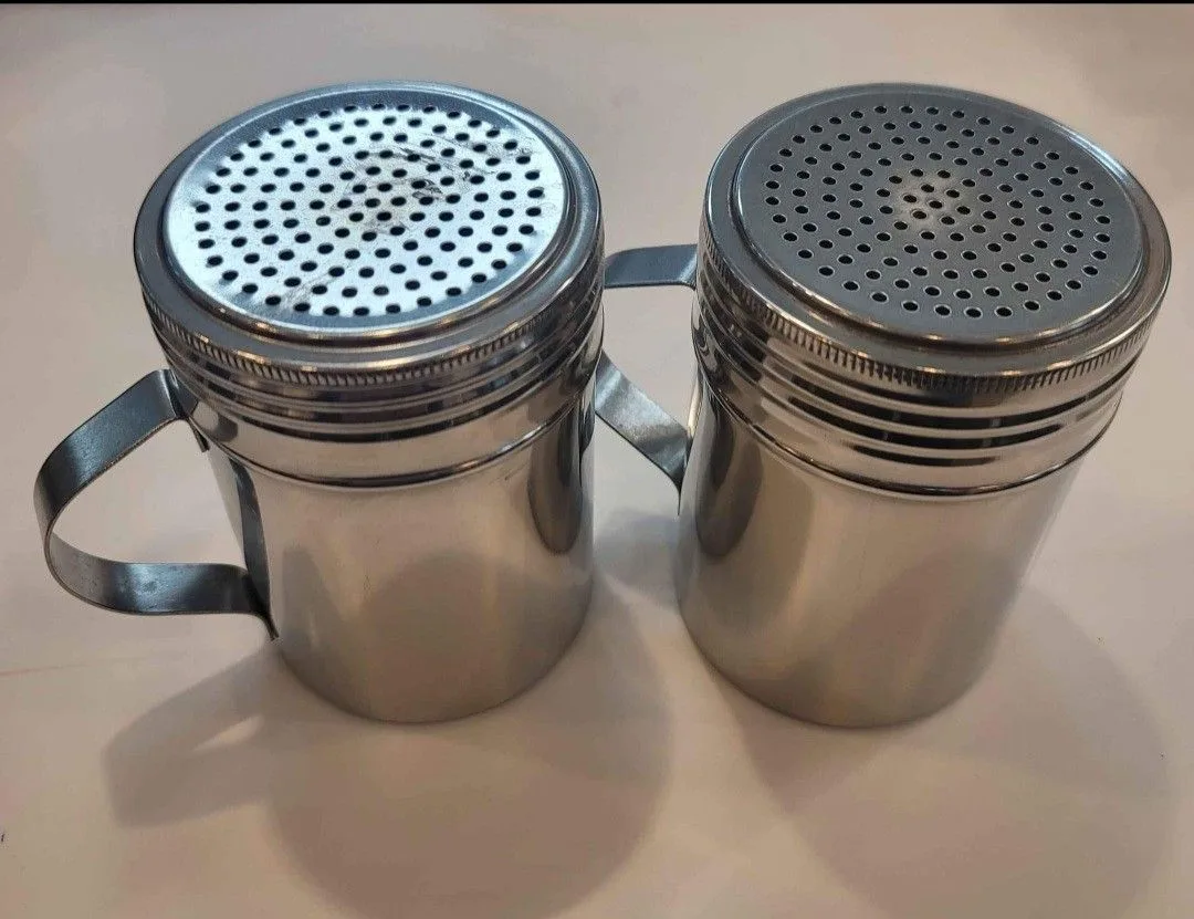 Powder Sugar Cinnamon Shaker image indicator(2)