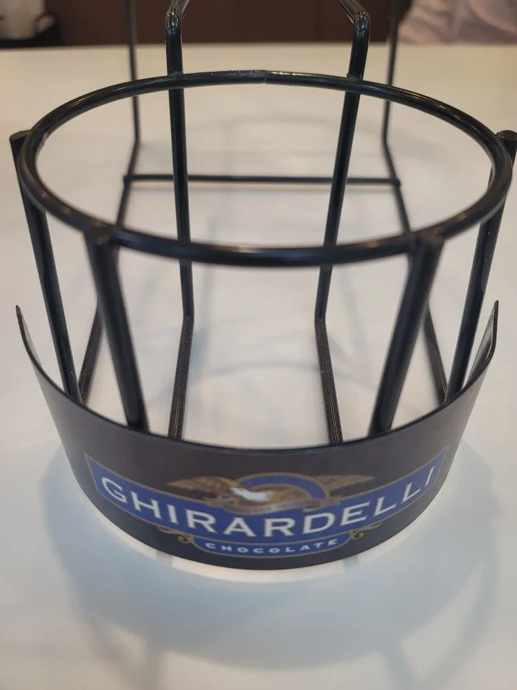 Ghirardelli 3 Tier 64 Oz Sauce Rack image indicator(5)