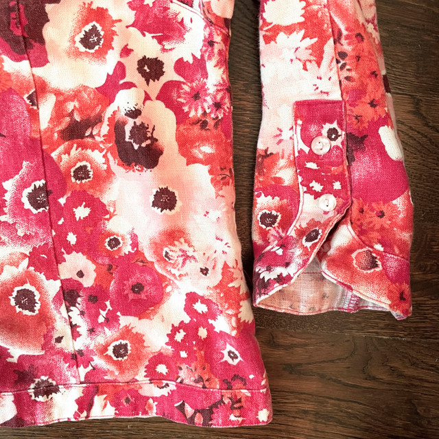 Pretty Tabi Floral Linen shirt/jacket- Red and White -Medium - photo 3