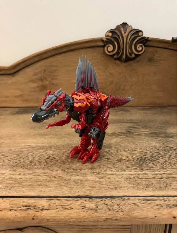 Age Of Extinction Scorn Transformers Figure - photo 2
