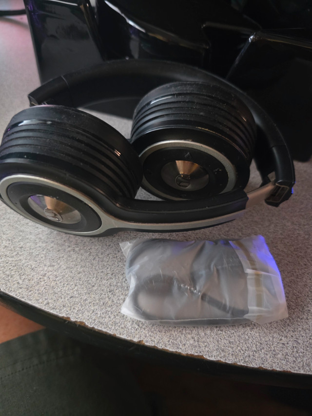 iSport Freedom Wireless Bluetooth On-Ear Sport Headphones - Blac - photo 3