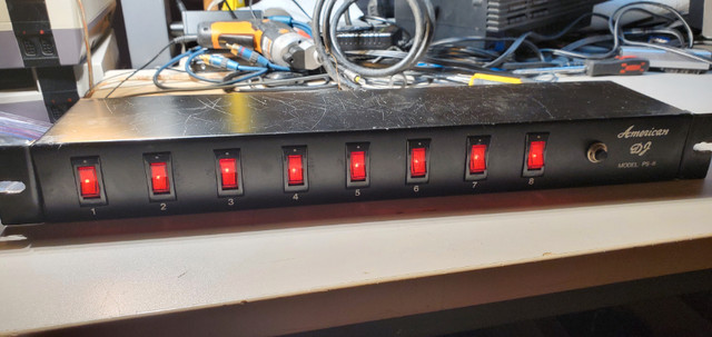 8 Port switchable ON/OFF Power Bar American DJ PS-8
