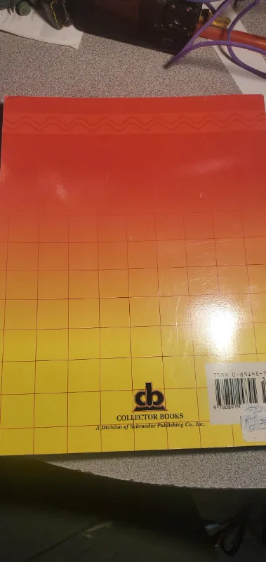 Matchbox Toys 1947-1996 Second EditionIn good condition image indicator(2)