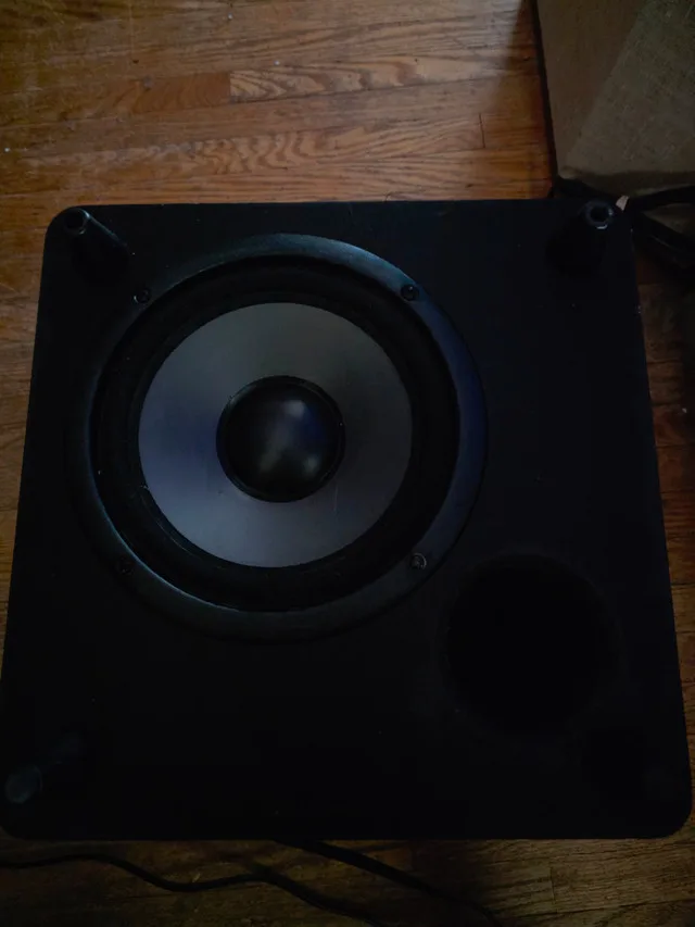 Polk Audio 8" Subwoofer TL1600 Tested workingIn good condition thumbnail