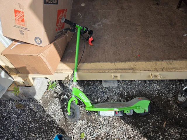 Razor electric Scooters SOLD AS IS$50eaIn good conditionOP image indicator(3)