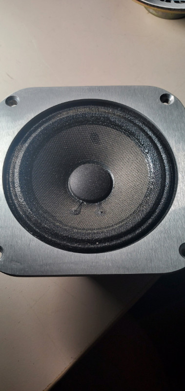Marantz HD880 Mid Bas Driver 841-1067-000 370061 483TNF