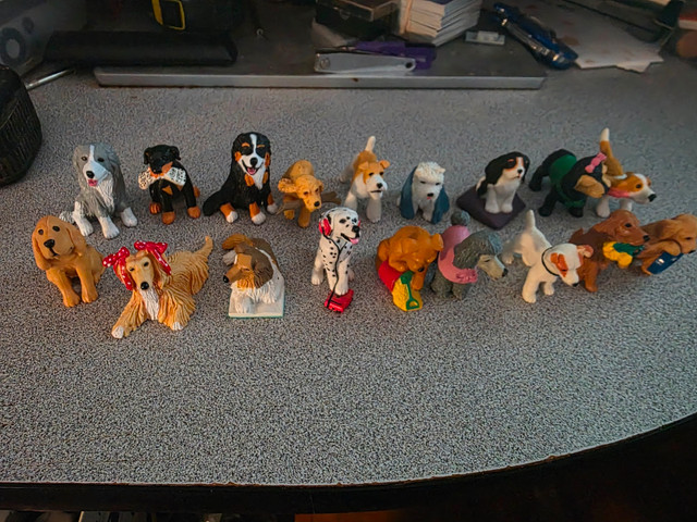 Lot of 53 Puppy In My Pocket Mini FiguresIn good condition