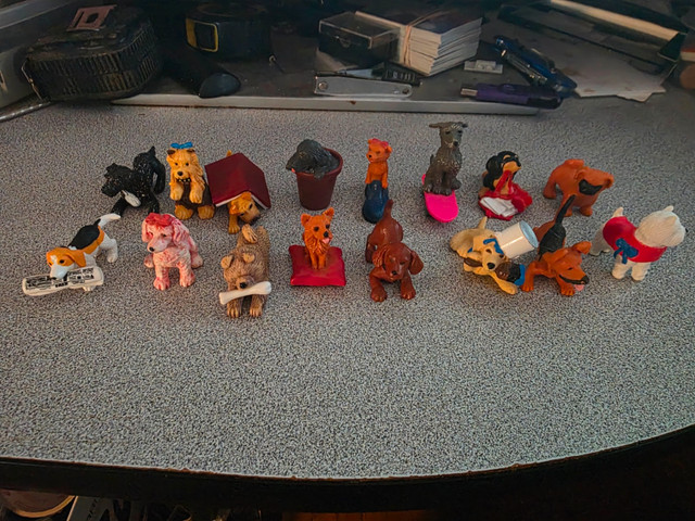 Lot of 53 Puppy In My Pocket Mini FiguresIn good condition - photo 2