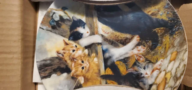 9 X Bradford Collector Plates CATS/DOG image indicator(3)